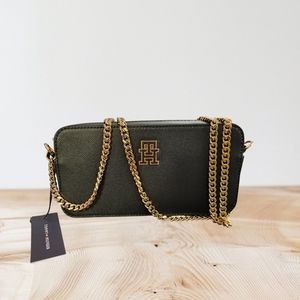 Tommy Hilfiger Feminine Black Crossbody Bag